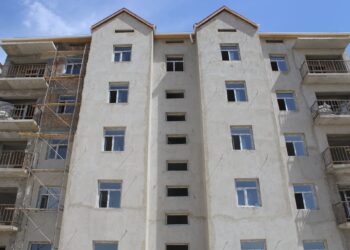 ТҮРКІСТАН: ТӨЛЕБИ АУДАНЫНДА КӨПҚАБАТТЫ 9 ТҰРҒЫН ҮЙ БОЙ КӨТЕРДІ