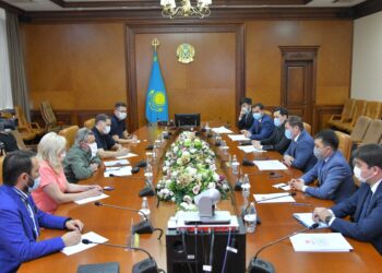 ШЫМКЕНТ ӘКІМІ РЕСЕЙЛІК КӘСІПКЕРДІ ҚАБЫЛДАДЫ
