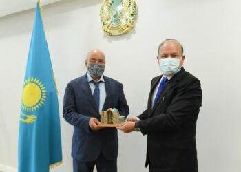 ТҮРКИЯ ХАЛЫҚАРАЛЫҚ ҚАЗАҚ-ТҮРІК УНИВЕРСИТЕТІНІҢ ДАМУЫНА 20 МЛН. ДОЛЛАР БӨЛМЕК