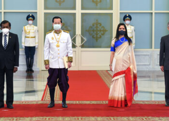 ҚАЗАҚСТАН ПРЕЗИДЕНТІ БІРҚАТАР МЕМЛЕКЕТТІҢ ЕЛШІЛЕРІНЕН СЕНІМ ГРАМОТАЛАРЫН ҚАБЫЛДАДЫ