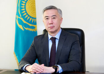 ҚАЗАҚСТАНДА МЕМЛЕКЕТТІК АВТОБУС ПАРКТЕРІН ТОЛЫҚ ЖЕКЕШЕЛЕНДІРУ КӨЗДЕЛГЕН — С. ЖҰМАНҒАРИН