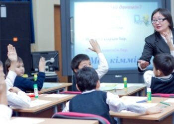 КЕЛЕР ЖЫЛЫ БАЛАБАҚША, МЕКТЕП ЖӘНЕ КОЛЛЕДЖ ПЕДАГОГТЕРІНІҢ ЖАЛАҚЫСЫ 25%-ҒА АРТАДЫ