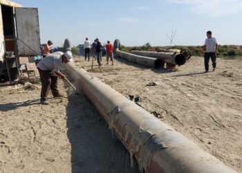 МАҚТААРАЛ АУДАНЫНДА КАНАЛҒА СУ СОРҒЫСЫ ОРНАТЫЛУДА