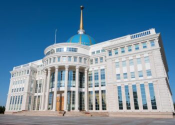 Президент Жамбыл облысының әкімі Бердібек Сапарбаевтың есебін тыңдады