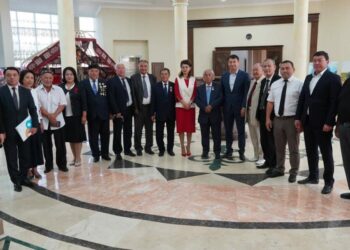 Аида Балаева Өзбекстандағы қазақ мәдени орталықтарының өкілдерімен кездесті