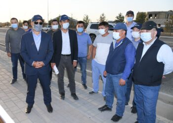 ӨМІРЗАҚ ШӨКЕЕВ: МЕН КЕЛЕДІ ДЕП КӨЗБОЯУШЫЛЫҚ ЖАСАУҒА БОЛМАЙДЫ