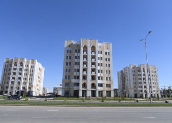 БИЫЛ ТҮРКІСТАН ОБЛЫСЫНДА 800 МЫҢ ШАРШЫ МЕТР ҮЙ ТАПСЫРЫЛАДЫ