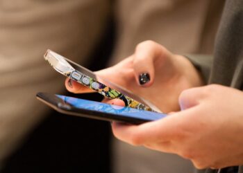 БАЛАҒА ЖӘРДЕМАҚЫНЫ ЕКІНШІ ДЕҢГЕЙЛІ БАНКТЕР АРҚЫЛЫ РӘСІМДЕУГЕ БОЛАДЫ