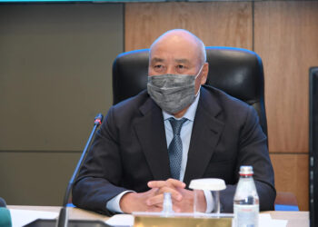 ТҮРКІСТАН ОБЛЫСТЫҚ МӘСЛИХАТЫНДА ӨҢІР ҮШІН МАҢЫЗДЫ МӘСЕЛЕЛЕР ҚАРАЛДЫ