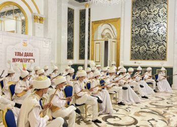 ҚАЗАҒЫМНЫҢ ҮНІ СЕНСІҢ ДОМБЫРА