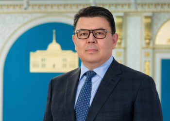 БОЗЫМБАЕВ — АЛМАТЫ ОБЛЫСЫНЫҢ ӘКІМІ