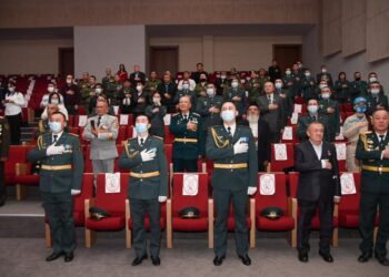 ТҮРКІСТАНДЫҚ ӘСКЕРИЛЕР ТӘУЕЛСІЗДІК МЕРЕКЕСІН МАҒЫНАЛЫ КЕЗДЕСУМЕН АТАП ӨТТІ