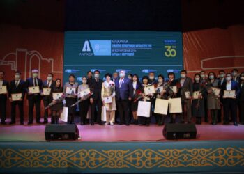 ТҮРКІСТАНДА ҚОС МЕРЕКЕ АЯСЫНДА ФОРУМ ӨТТІ