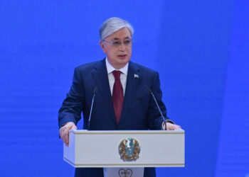 ТОҚАЕВ ПЕН НАЗАРБАЕВ ЕЛІМІЗДІҢ 30 ЖЫЛДЫҚ МЕРЕТОЙЫНА АРНАЛҒАН САЛТАНАТТЫ ЖИЫНҒА ҚАТЫСТЫ