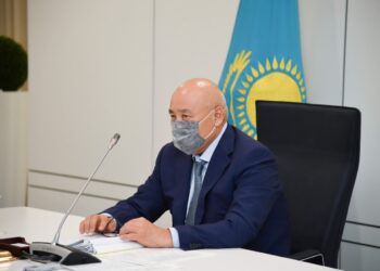 Ө.ШӨКЕЕВ: «ЖАҢА ТЕМІР ЖОЛ ТУРИЗМ МЕН ЭКОНОМИКАНЫҢ ДАМУЫНА ОҢ СЕРПІН БЕРЕДІ»