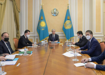 ПРЕЗИДЕНТ ЖЕКЕЛЕГЕН МЕМЛЕКЕТТІК ОРГАНДАРЫНЫҢ БАСШЫЛАРЫМЕН КЕҢЕС ӨТКІЗДІ