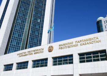 ДЕПУТАТТАР МАҢҒЫСТАУ ОБЛЫСЫНДАҒЫ ЖАҒДАЙҒА ҚАТЫСТЫ ПІКІР БІЛДІРДІ