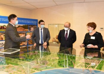 АБАЕВ МӘДЕНИЕТ ОШАҚТАРЫН АРАЛАДЫ