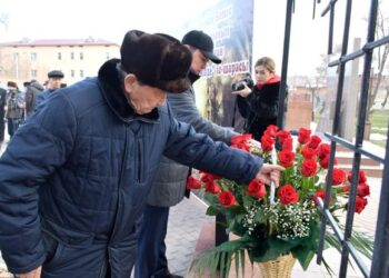 АУҒАН СОҒЫСЫ АРДАГЕРЛЕРІНЕ ҚҰРМЕТ КӨРСЕТІЛДІ