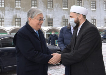 ҚАСЫМ-ЖОМАРТ ТОҚАЕВ ҚАЗАН КРЕМЛІН АРАЛАП КӨРДІ