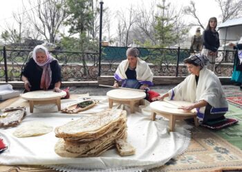 ЭТНОМӘДЕНИ БІРЛЕСТІК ӨКІЛДЕРІ НАУРЫЗ МЕРЕКЕСІНЕ ОРАЙ «ДОСТЫҚ ДАСТАРХАНЫН» ЖАЙДЫ