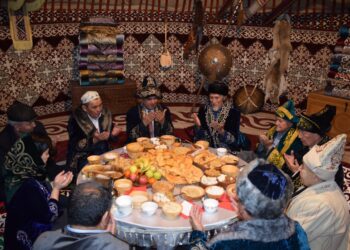 ТҮРКІСТАН ОБЛЫСЫНДА «НАУРЫЗ БАТА» ДӘСТҮРІ ДӘРІПТЕЛДІ