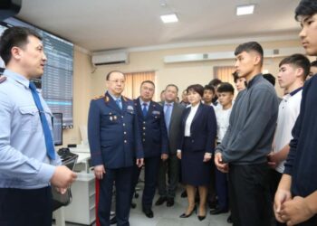 ТҮРКІСТАНДЫҚ ОҚУШЫЛАР ПОЛИЦИЯ ДЕПАРТАМЕНТІНІҢ БАСТЫҒЫМЕН БІРГЕ ЭКСКУРСИЯ ЖАСАДЫ