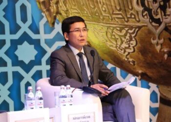 ОҚУ-АҒАРТУ МИНИСТРІ АСХАТ АЙМАҒАМБЕТОВ ТҮРКІСТАНҒА ІССАПАРМЕН КЕЛДІ