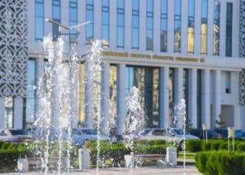 ТҮРКІСТАН ЖАҢА НЫСАНДАРМЕН ТҮРЛЕНЕ ТҮСПЕК