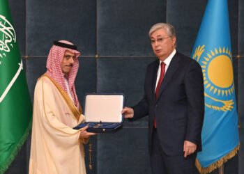 ҚАЗАҚСТАН ПРЕЗИДЕНТІ САУД АРАБИЯСЫ КОРОЛІН «АЛТЫН ҚЫРАН» ОРДЕНІМЕН МАРАПАТТАДЫ