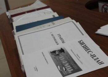 ТЕХНИКАЛЫҚ ЖӘНЕ КӘСІПТІК КАДРЛАРДЫ ДАЯРЛАУҒА 12 МЫҢНАН АСА ГРАНТ БӨЛІНДІ