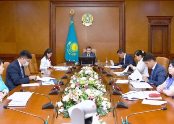 М.ӘЙТЕНОВ: ЖАСТАРДЫ КӘСІПКЕ БАУЛУ АСА МАҢЫЗДЫ