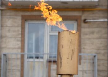 КЕНТАУДА АЛҒАШҚЫ КӨПҚАБАТТЫ ҮЙЛЕР ГАЗҒА ҚОСЫЛДЫ