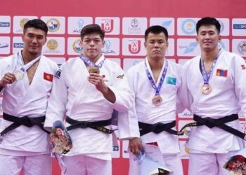 ТҮРКІСТАНДЫҚ ДИДАР ХАМЗА – АЗИЯ ЧЕМПИОНАТЫНЫҢ ҚОЛА ЖҮЛДЕГЕРІ