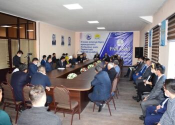  «ПАРАСАТ» ПІКІРТАЛАС КЛУБТАРЫНДА ӨЗЕКТІ МӘСЕЛЕЛЕР ШЕШІМІН ТАУЫП КЕЛЕДІ