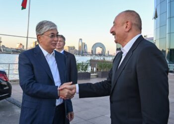 МЕМЛЕКЕТ БАСШЫСЫНЫҢ ӘЗЕРБАЙЖАНҒА РЕСМИ САПАРЫ АЯҚТАЛДЫ