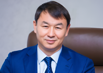 ДАРХАН АМАНГЕЛДІҰЛЫ САТЫБАЛДЫ ТҮРКІСТАН ОБЛЫСЫНЫҢ ӘКІМІ БОЛЫП ТАҒАЙЫНДАЛДЫ