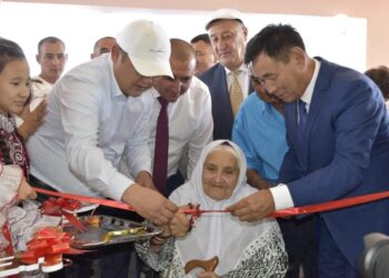 САУРАН АУДАНЫНДА 3 ЖАҢА МЕКТЕП АШЫЛДЫ