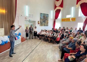 БАЛАҢЫЗДЫҢ МЕКТЕПТЕ ҚАНДАЙ СУСЫН НЕМЕСЕ ТАҒАМ ТҰТЫНҒАНЫН БІЛГІҢІЗ КЕЛЕМЕ?