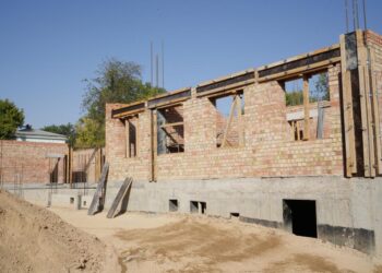 № 8 МЕКТЕП-ГИМНАЗИЯСЫНЫҢ ЖАҢА ҒИМАРАТПЕН ТОЛЫҒАДЫ