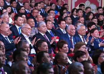 МЕМЛЕКЕТ БАСШЫСЫ РЕСПУБЛИКА КҮНІНЕ АРНАЛҒАН САЛТАНАТТЫ КОНЦЕРТКЕ БАРДЫ