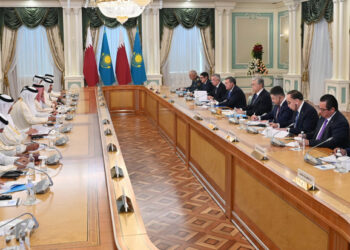 ПРЕЗИДЕНТ ҚАСЫМ-ЖОМАРТ ТОҚАЕВ ПЕН ҚАТАР ӘМІРІ ШЕЙХ ТӘМИМ БЕН ХАМАД ӘЛ ТӘНИ КЕҢЕЙТІЛГЕН ҚҰРАМДА КЕЛІССӨЗ ЖҮРГІЗДІ