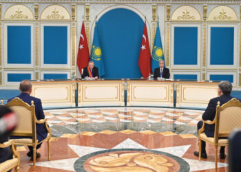 ҚАСЫМ-ЖОМАРТ ТОҚАЕВ ПЕН РЕЖЕП ТАЙИП ЕРДОҒАН БАҚ ӨКІЛДЕРІ ҮШІН БРИФИНГ ӨТКІЗДІ