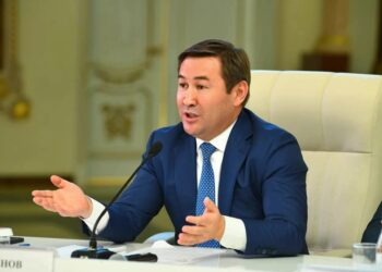 ХАЛЫҚПЕН КЕЗДЕСУ — ӘЛЕУМЕТТІК МӘСЕЛЕЛЕРДІҢ ШЕШІМІНІҢ ТАБУЫНА ЗОР СЕПТІГІН ТИГІЗЕДІ