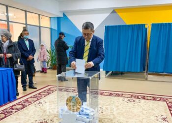 КАНДИДАТ МЕЙРАМ ҚАЖЫКЕН САЙЛАУДА ДАУЫС БЕРДІ