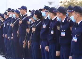 ӘСКЕРИ ҚЫЗМЕТКЕРЛЕР АНТ ҚАБЫЛДАДЫ