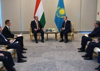 МЕМЛЕКЕТ БАСШЫСЫ МАЖАРСТАН ПРИМЬЕР-МИНИСТРІ ВИКТОР ОРБАНМЕН КЕЗДЕСТІ