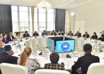 ЭТНОМӘДЕНИ БІРЛЕСТІК ӨКІЛДЕРІМЕН КЕЗДЕСТІ