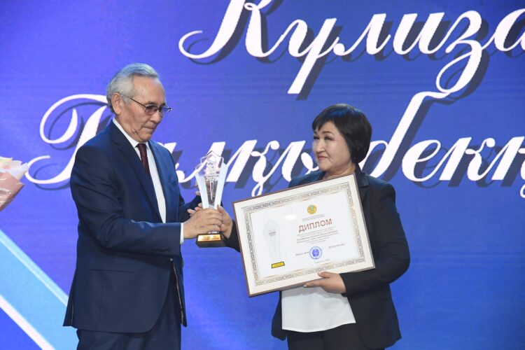 ТҮРКІСТАН ОБЛЫСЫНДА 2022 ЖЫЛДЫҢ ҮЗДІКТЕРІ МАРАПАТТАЛДЫ