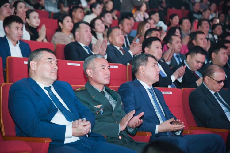 ТҮРКІСТАН ОБЛЫСЫНДА 2022 ЖЫЛДЫҢ ҮЗДІКТЕРІ МАРАПАТТАЛДЫ